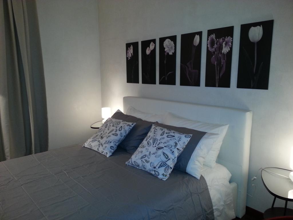 Appartamento "Domus Coeli" Verona Rum bild