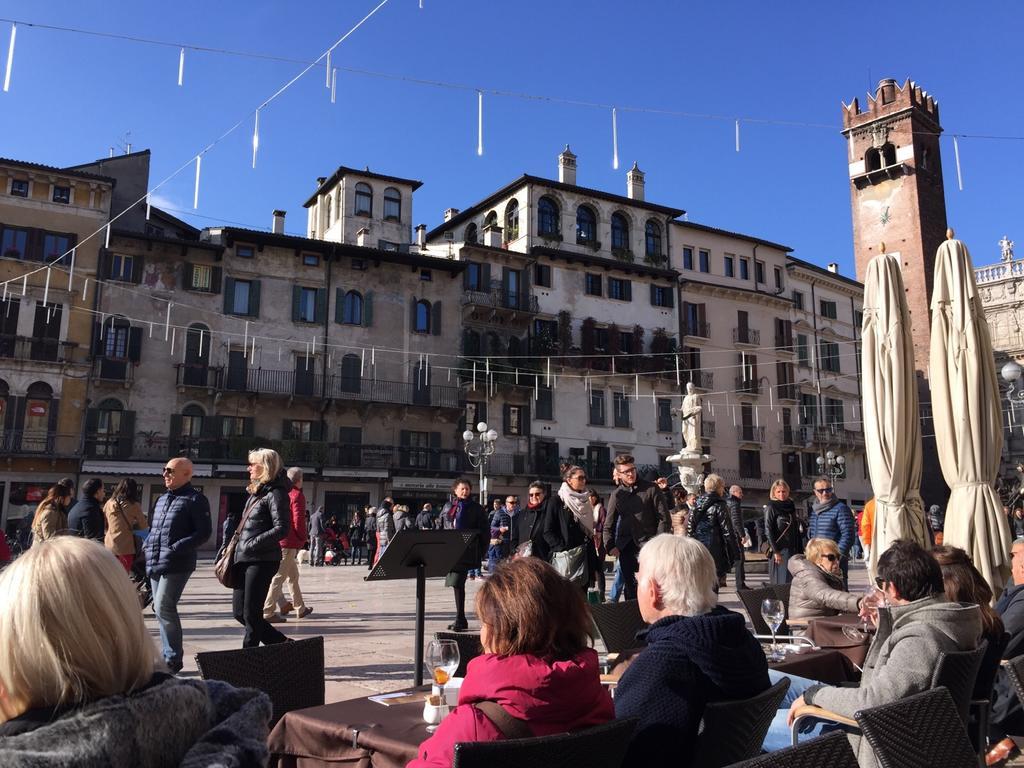 Appartamento "Domus Coeli" Verona Exteriör bild